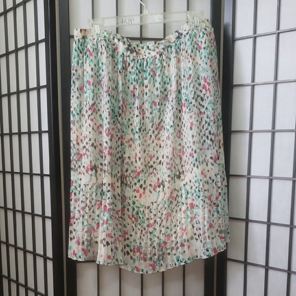 TanJay Multicolor Patterned Blouse - Picture 5 of 6